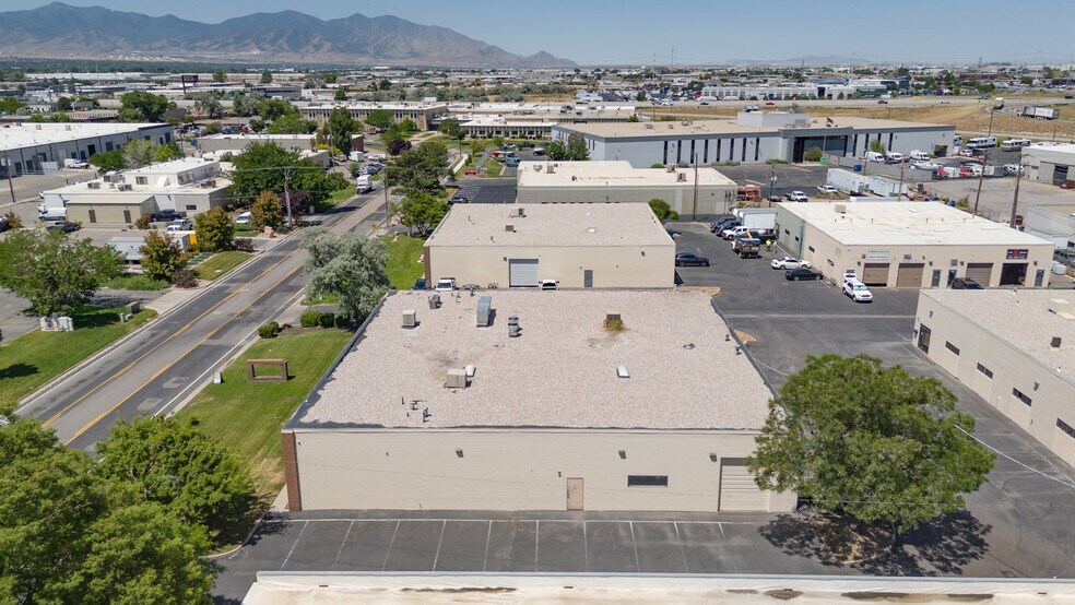 More Photos Of 2126 Printers Row, West Valley City Warehouse For Lease