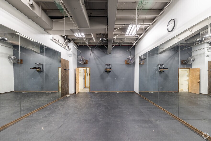 More Photos Of 1141 Pine Island Rd SW, Cape Coral Freestanding For Sale