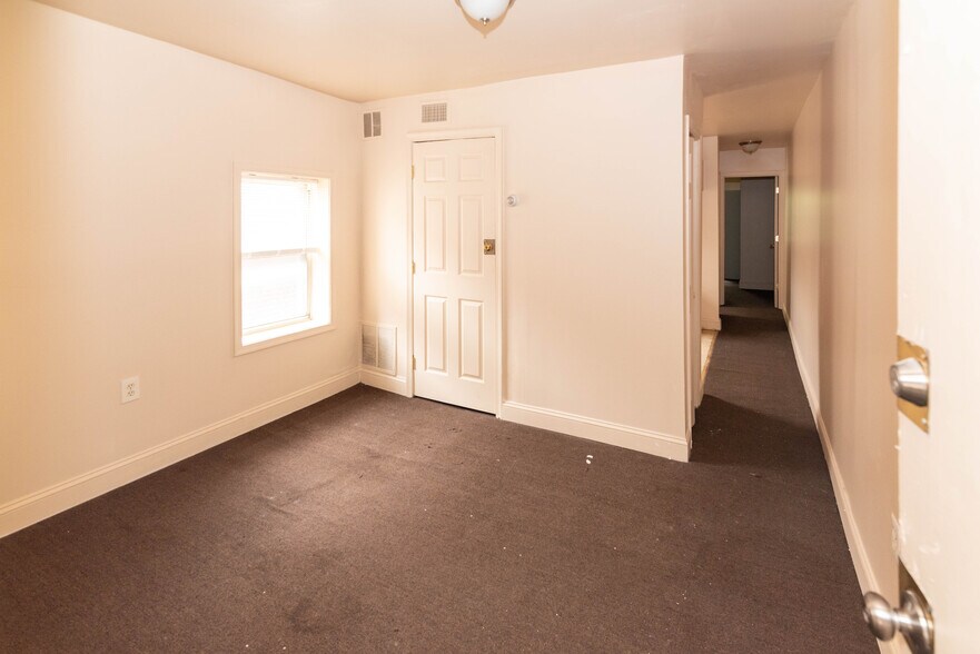 More Photos Of 1611 Gwynns Falls Pky, Baltimore Apartments For Sale