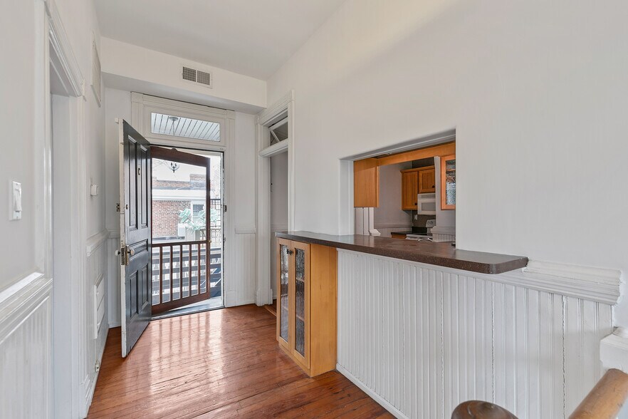 More Photos Of 2200 E Grace St, Richmond Apartments For Sale