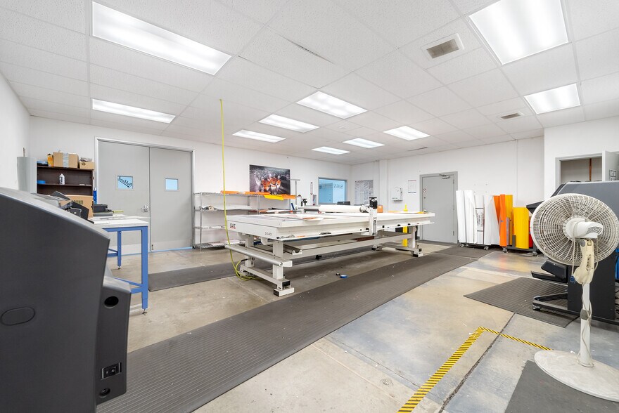 More Photos Of 8399 Edgewater Dr, Oakland Warehouse For Sale