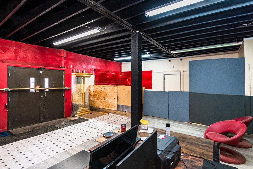 More Photos Of 534 S Smithville Rd, Dayton Storefront For Sale