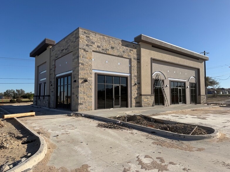 Primary Photo Of 1012 Municipal Dr, Leander Storefront For Sale