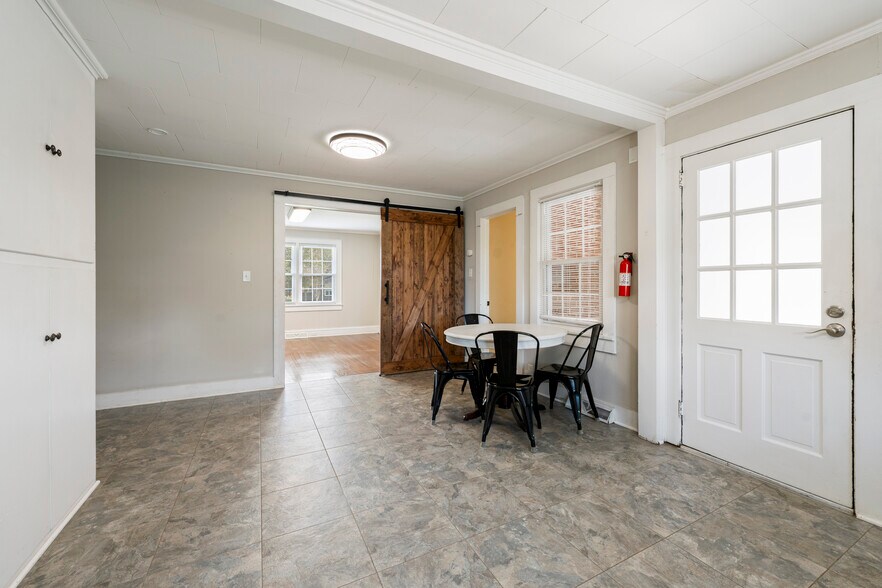 More Photos Of 2310 Concord Lake Rd, Kannapolis Office Residential For Lease