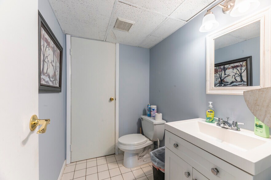 More Photos Of 4105 US Highway 1, Monmouth Junction Medical For Sale