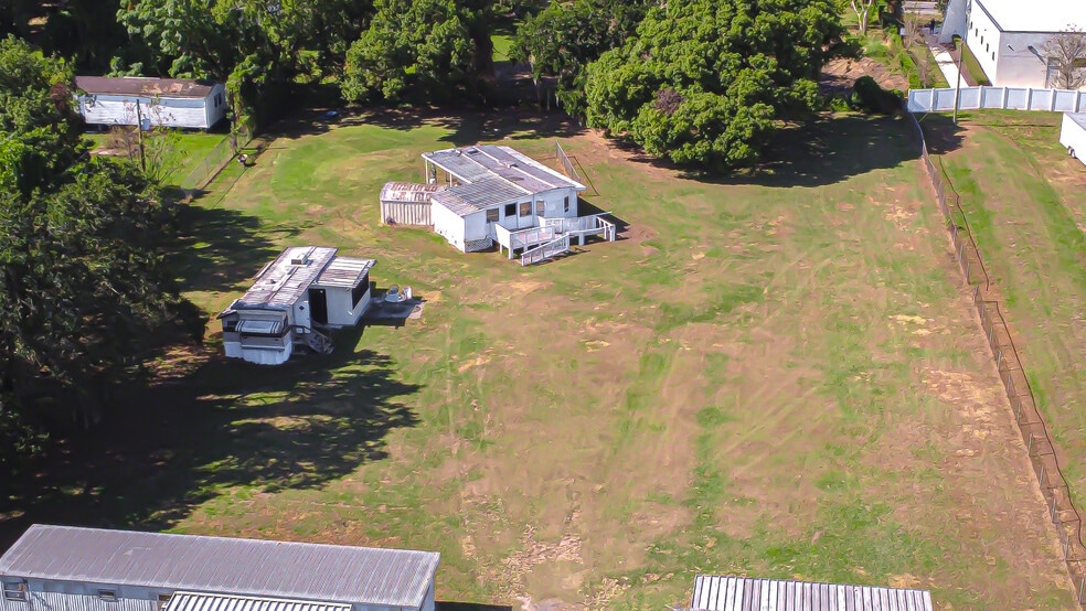 More Photos Of 6839 Wire Rd, Zephyrhills Manufactured Housing Mobile Home Park For Sale