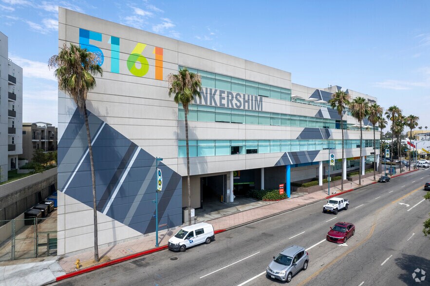 Primary Photo Of 5161 Lankershim Blvd, North Hollywood Office For Lease