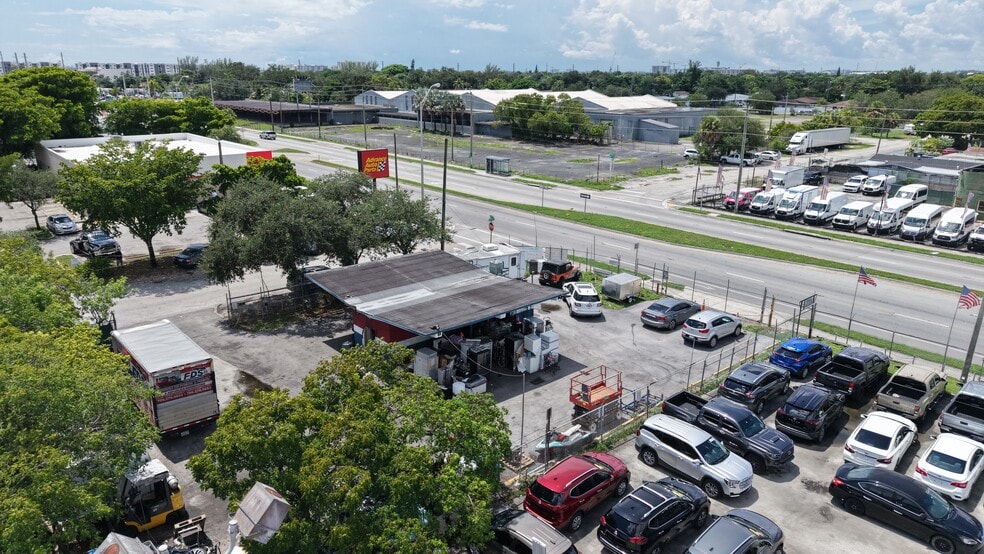 More Photos Of 9301 NW 27th Ave, Miami Auto Dealership For Sale