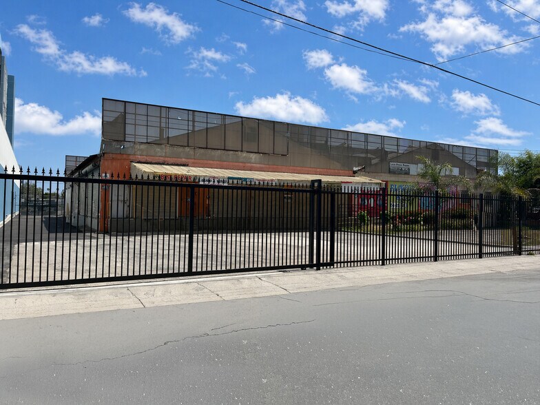 Primary Photo Of 7230 Maie Ave, Los Angeles Freestanding For Lease