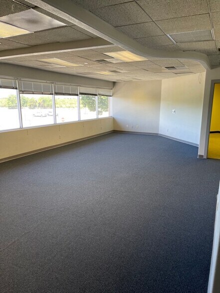 More Photos Of 4230 Kiernan Ave, Modesto Research And Development For Lease