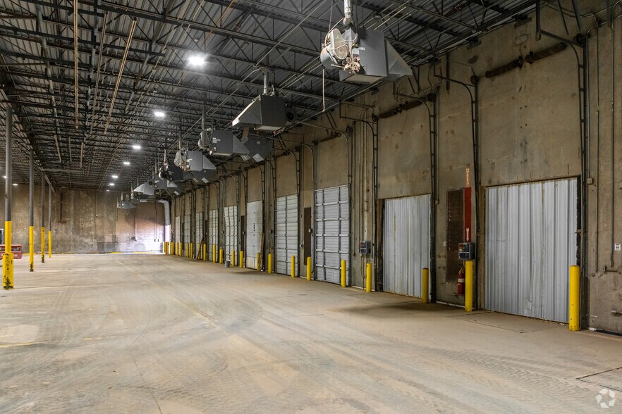 More Photos Of 3203 Avenue B, Lubbock Food Processing For Lease