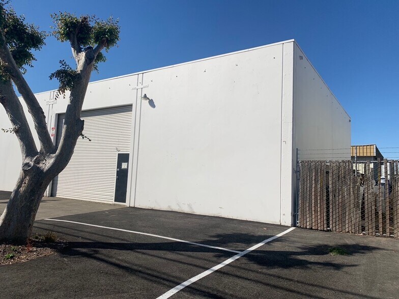 More Photos Of 2111 Bluebell Dr, Santa Rosa Service For Lease