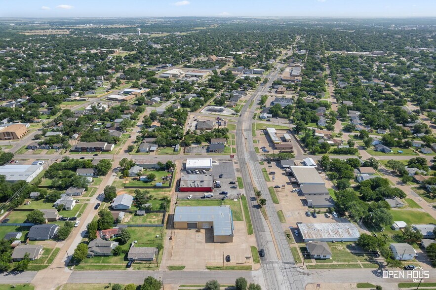 More Photos Of 2412 Kemp Blvd, Wichita Falls Light Manufacturing For Sale