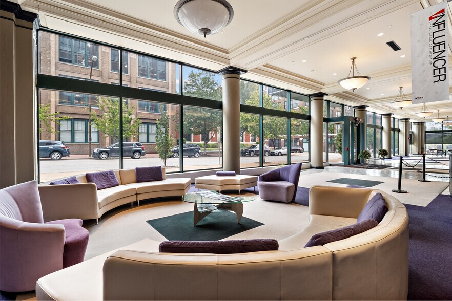 More Photos Of 2300 Locust St, Saint Louis Office For Lease