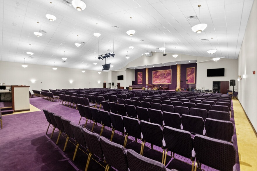 More Photos Of 535 State Route 3, Cahokia Religious Facility For Sale