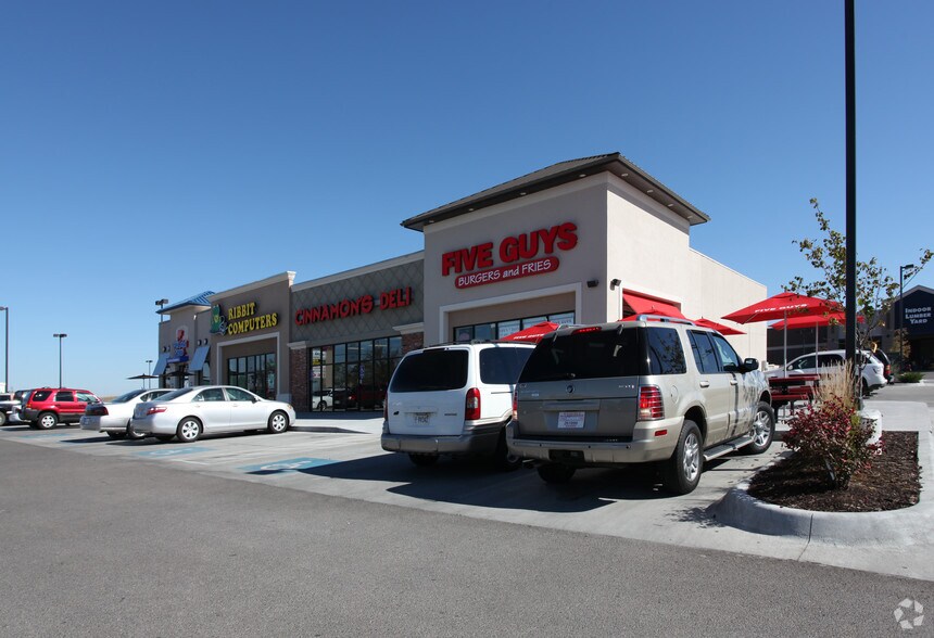 More Photos Of 2616 N Maize Rd, Wichita Storefront For Lease