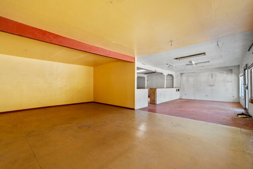 More Photos Of 12880 Avenue of the Giants, Myers Flat General Retail For Sale