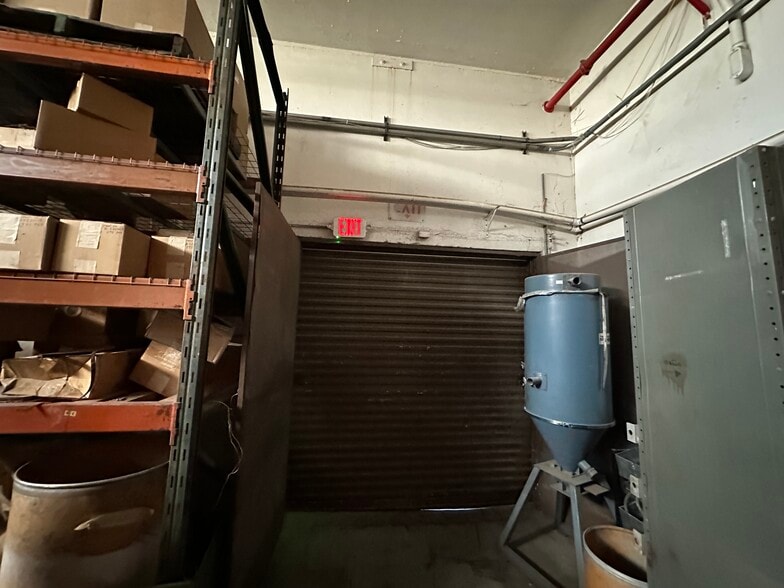 More Photos Of 137 N Joy St, Corona Land For Lease