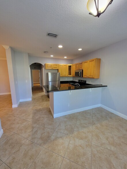 More Photos Of 3701-3729 S Lake Orlando Pky, Orlando Apartments For Sale