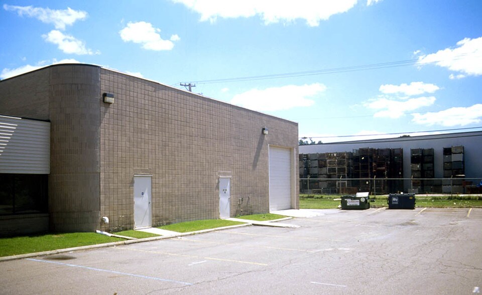 More Photos Of 37655 Interchange Drive, Farmington Hills Light Manufacturing For Lease