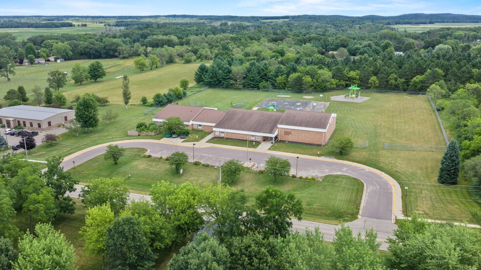 More Photos Of 414 S Church St, Endeavor Schools For Sale