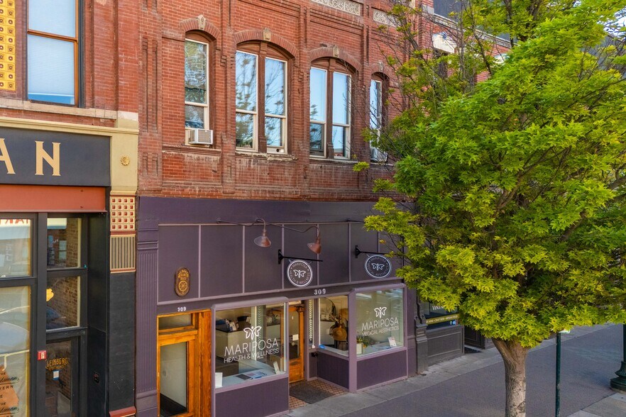 More Photos Of 309 N Pearl St, Ellensburg Storefront Retail Residential For Sale