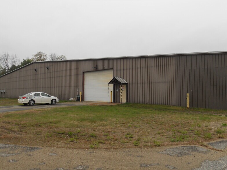 More Photos Of 10 Precision Dr, North Springfield Industrial For Lease