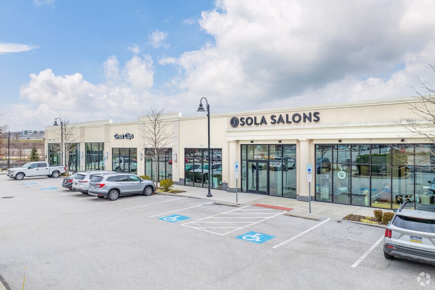 More Photos Of 455 Carnegie Blvd, Malvern Unknown For Lease