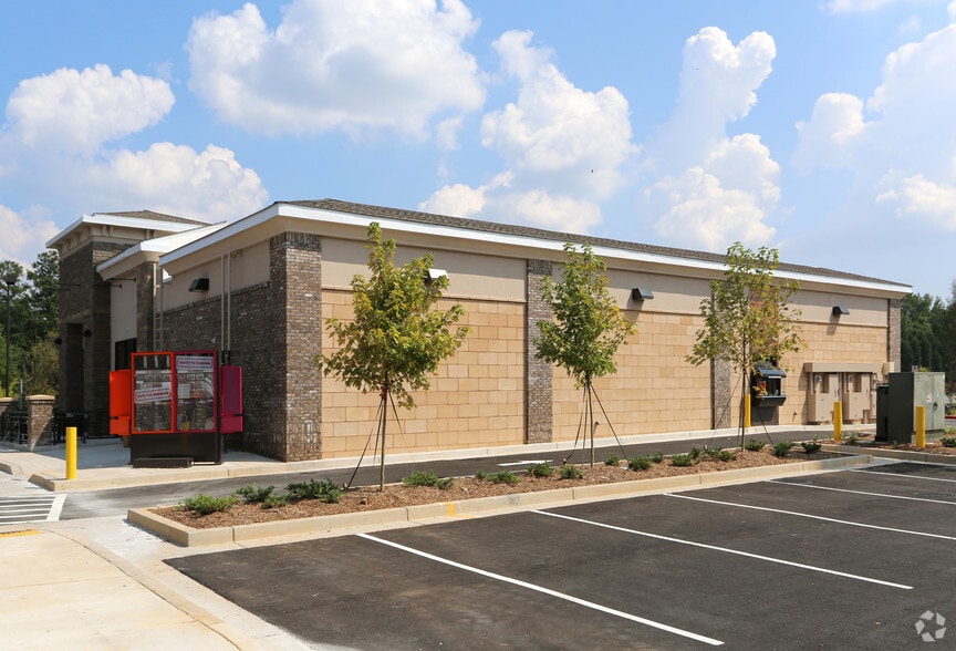 More Photos Of 11270 Medlock Bridge Rd, Johns Creek Freestanding For Lease