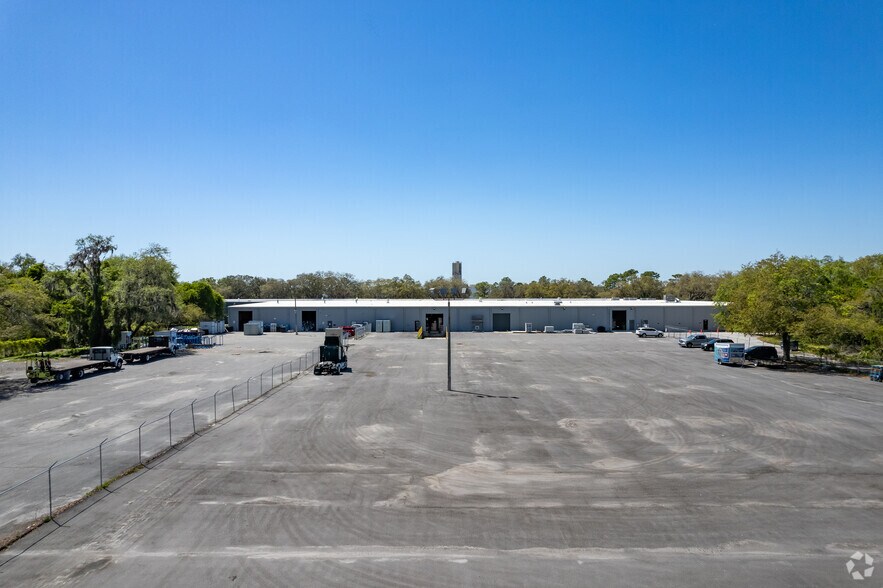 More Photos Of 1901 S Poinciana Blvd, Kissimmee Warehouse For Lease