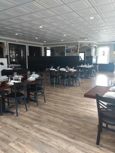 More Photos Of 3177 Seneca Tpke, Canastota Restaurant For Sale