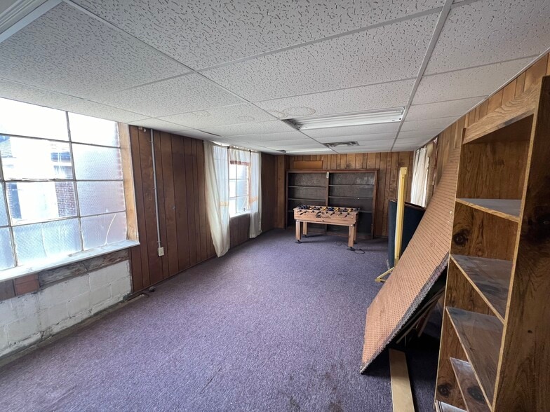 More Photos Of 9500 Stoepel St, Detroit Religious Facility For Sale