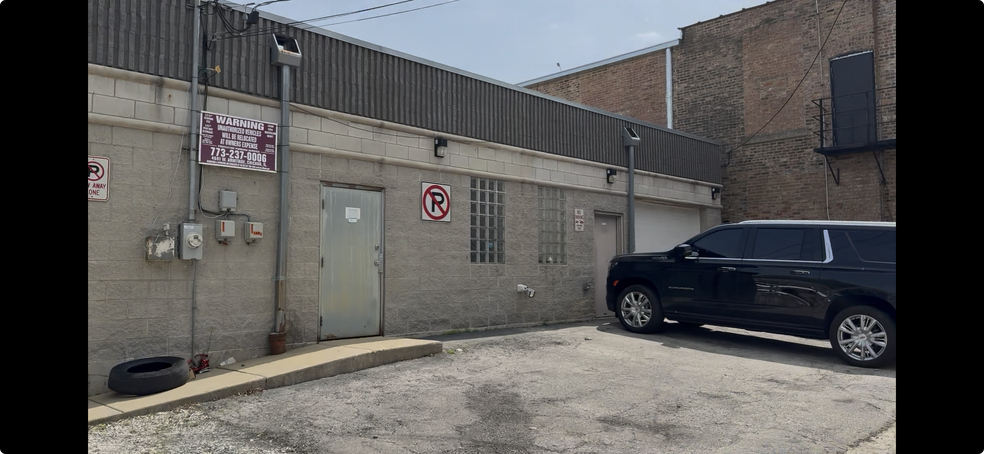 More Photos Of 2622 N Cicero Ave, Chicago Auto Dealership For Lease