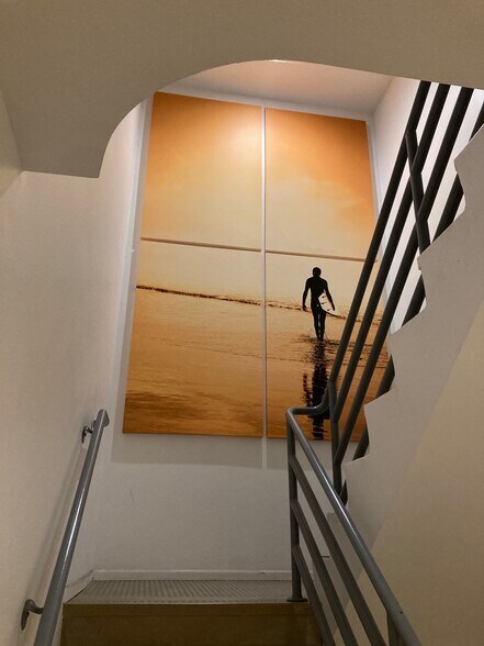 More Photos Of 509 N Sepulveda Blvd, Manhattan Beach Loft Creative Space For Sale
