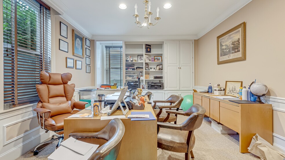 More Photos Of 207 W Broad St, Bethlehem Office For Sale