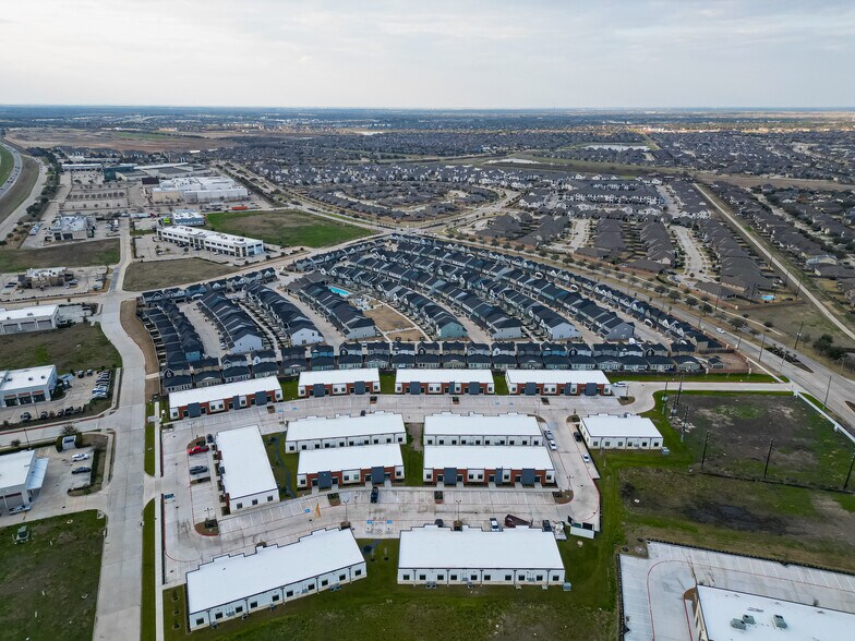 More Photos Of 5151 Meadow Ranch Pky, Richmond Office For Lease