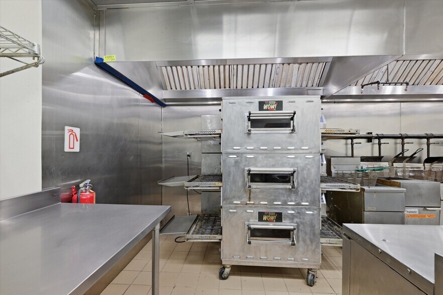 More Photos Of 1017 Highland Ave, Greensburg Restaurant For Sale