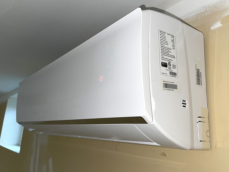 More Photos Of 205 Brooklea Dr, Fayetteville Office Residential For Sale