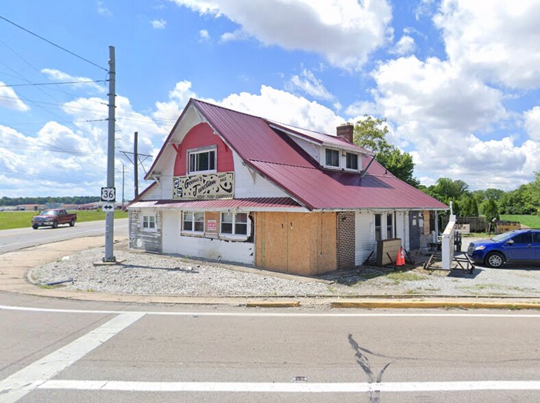 More Photos Of 12013 Highway 36, Saint Paris Convenience Store For Sale