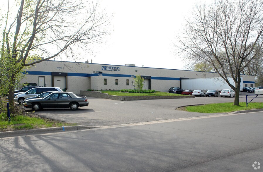 More Photos Of 3650 Kent St, Shoreview Light Manufacturing For Sale