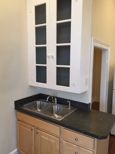 More Photos Of 139-141 S Loudoun St, Winchester Apartments For Sale