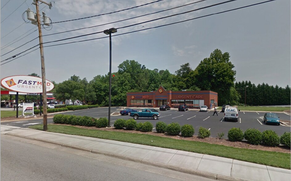 More Photos Of 5402 W Market St, Greensboro Freestanding For Sale