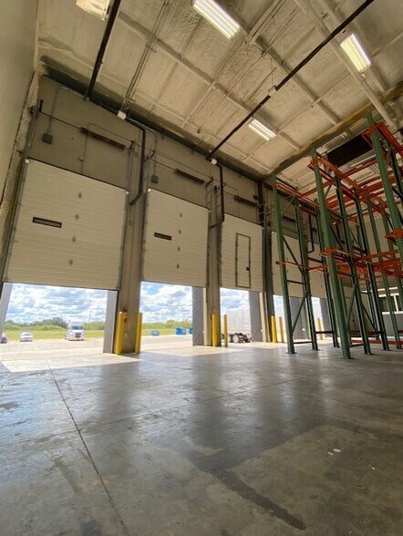 More Photos Of 9342 SE Loop 410, San Antonio Refrigeration Cold Storage For Sale