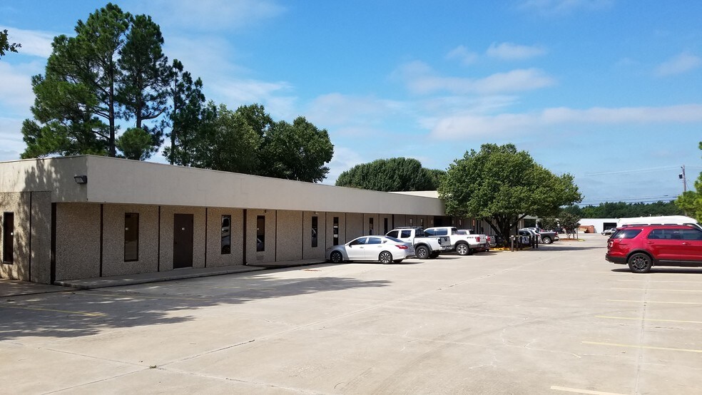 More Photos Of 8524 S Western Ave, Oklahoma City Medical For Sale