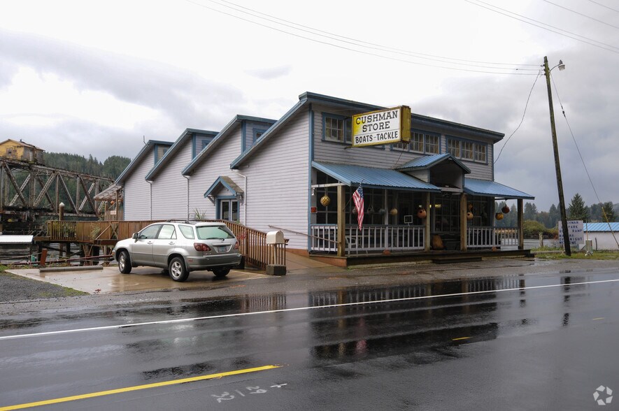 More Photos Of 6750 Or-126 Hwy, Florence Marina For Sale