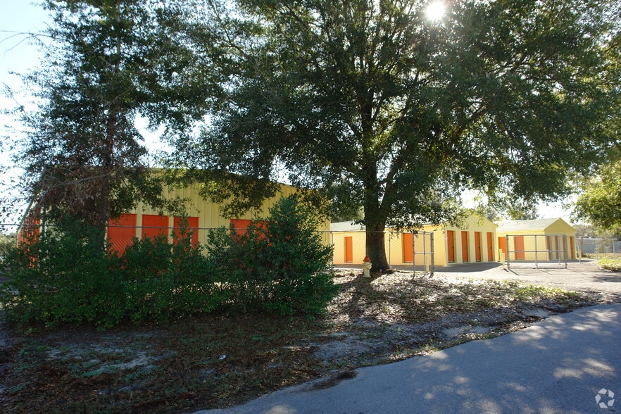 More Photos Of 14709 NW 129th Ter, Alachua Self Storage For Sale