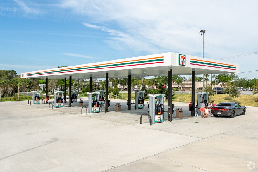 Primary Photo Of 1401 Beville Rd, Daytona Beach Convenience Store For Sale