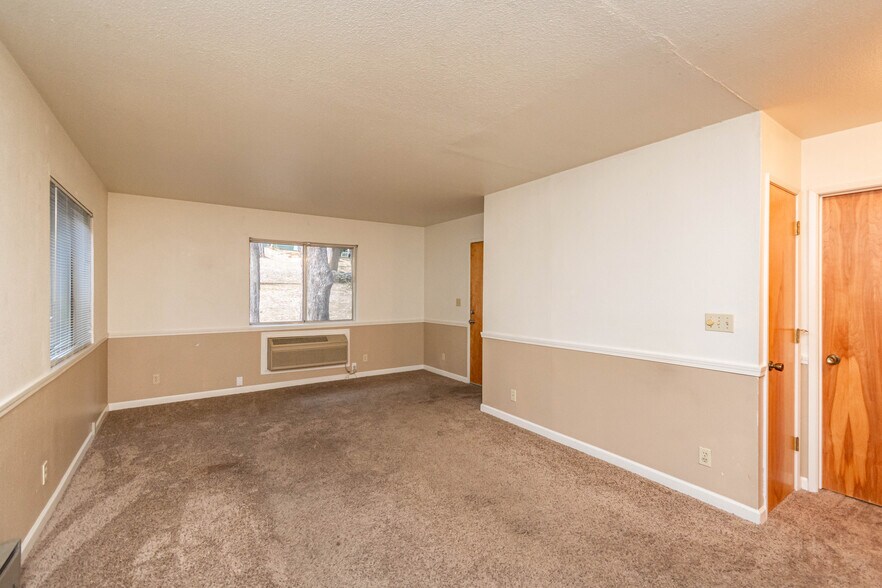 More Photos Of 13900 Ponderosa Way, Pine Grove Apartments For Sale