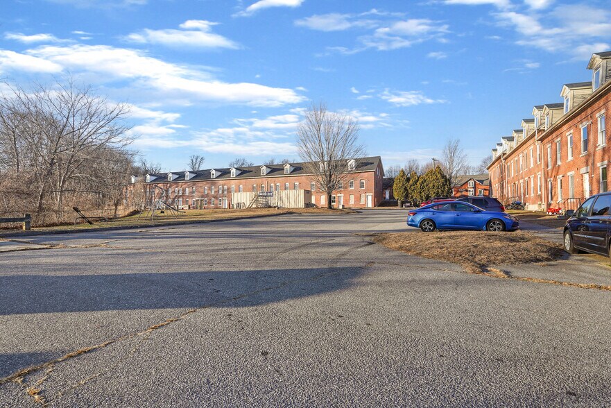 More Photos Of 29 Tiffany St, Brooklyn Apartments For Sale