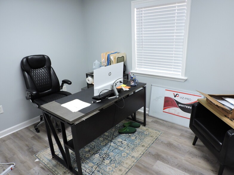 More Photos Of 5722 Dunn Ave, Jacksonville Medical For Sale